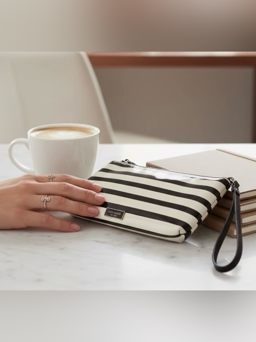 kate spade Lolly Chelsea Park Wristlet - Picture 3 of 7